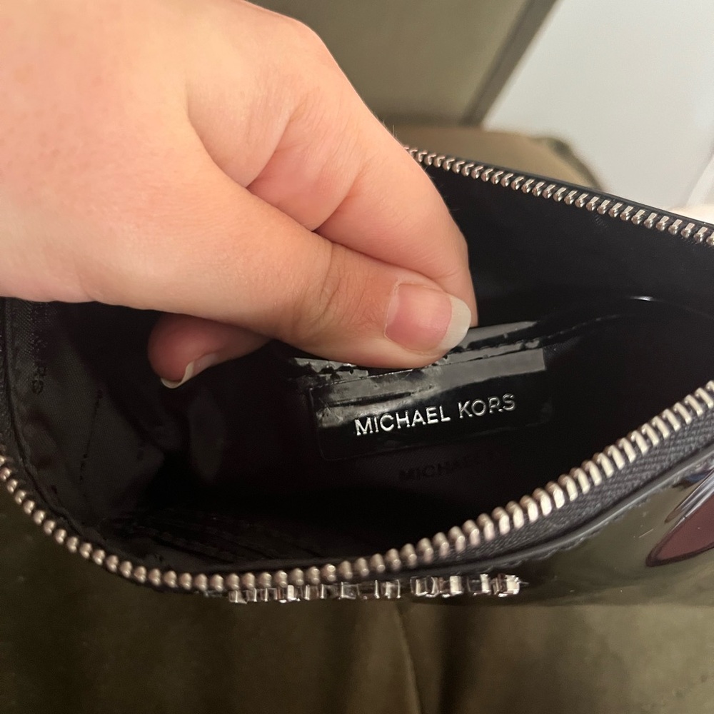 Michael Kors Black pouch / large wristlet - Picture 4 of 6